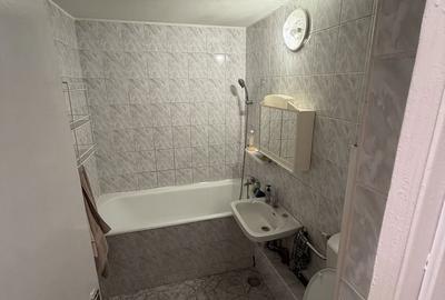 Apartament cu 3 camere decomandat în Exterior Vest - 4