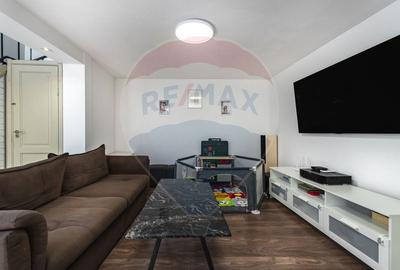 Apartament cu 3 camere nedecomandat, mobilat în Schei - 3