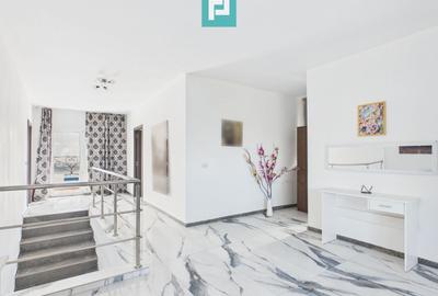 Casă cu 5 camere cu Piscina în Central