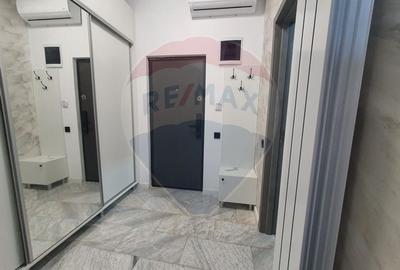 Vanzare Studio de lux in zona Tomis Nord - 6