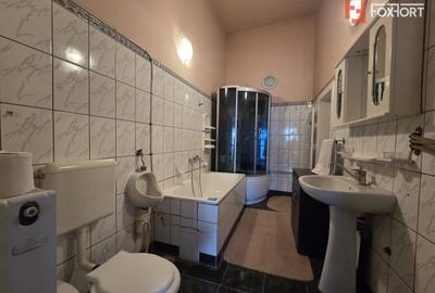 Casă individuală cu 8 camere cu Canalizare în Aradul Nou - 7