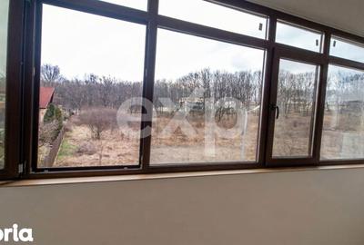 Apartament cu 3 camere decomandat în Trivale - 4
