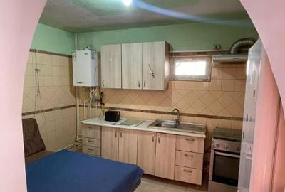 Jilava, Casa, sup. 200 mp.6 cam,3 bai. Resedinta Firma - 1