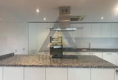 Apartament cu 4 camere semidecomandat în Kiseleff - 14