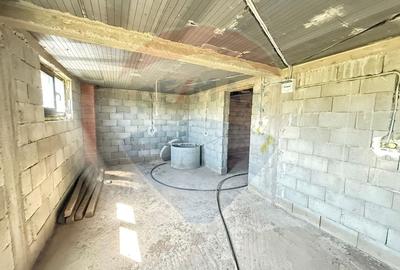 Casă individuală cu 7 camere cu Teren 1800 Mp în Preutești - 8