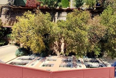 Casă individuală cu 14 camere cu Piscina în Est - 4