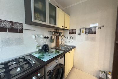 Garsonieră în Apărătorii Patriei - 12