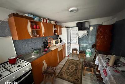Casă cu 4 camere decomandat cu Teren 600 Mp în Gura Teghii - 2