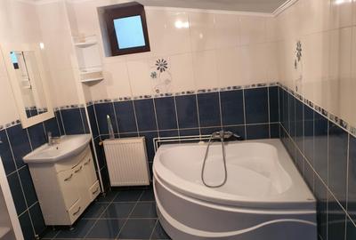 Ofer spre inchiriere apartament 2 camere ultracentral - 1