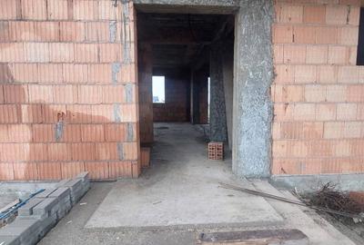 Casă individuală cu 4 camere cu Canalizare în Pantelimon - 17