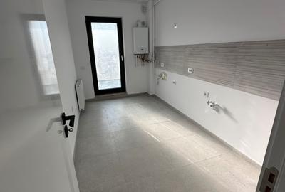 Apartament cu 3 camere decomandat în Energia - 8