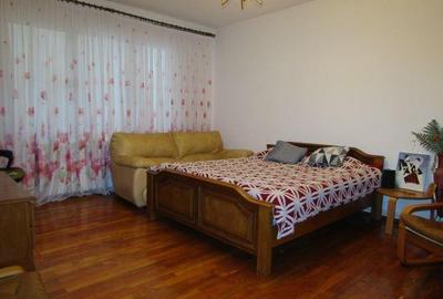 Zona Excelenta! Vanzare Casa Centru - zona Spital Judetean! - 14