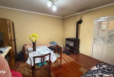 Casă cu 3 camere cu Teren 1798 Mp în Pișcolt - 4