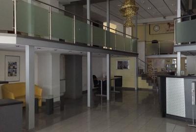 Birou, de 200 mp, în Olteniței - 1