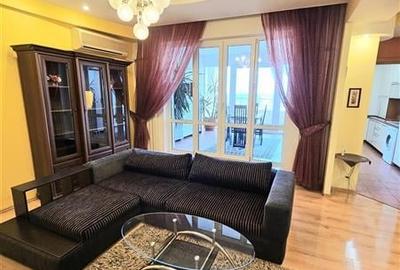 Apartament cu 3 camere decomandat, mobilat în Central