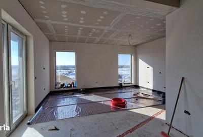 Casă cu 4 camere în Ghiroda - 12