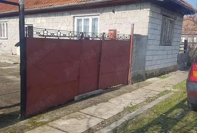 Casă cu Teren 35 Mp în Central - 5