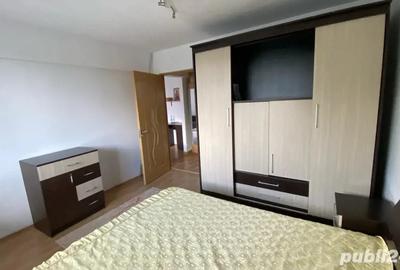 Vand apartament doua camere Vand apartament doua camere - 2