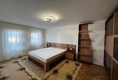 Apartament cu 4 camere decomandat în Central - 2