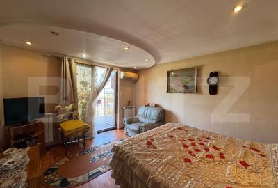 Vila de vanzare, cu 9 camere, 360 mp, zona Ora?tie - 4