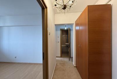 Apartament cu 3 camere decomandat, mobilat în 1 Mai - 7