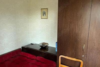 Camera in apartament 3 camere - 1 Mai metrou - 4