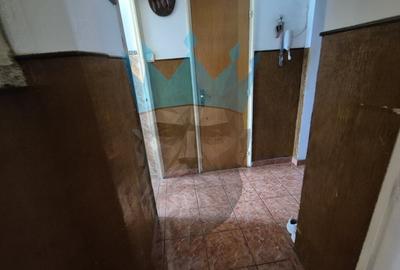 Apartament cu 3 camere decomandat, mobilat în Berceni - 9