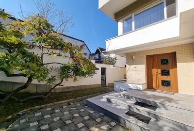 Vila superba de inchiriat ultracentral Brasov - 32