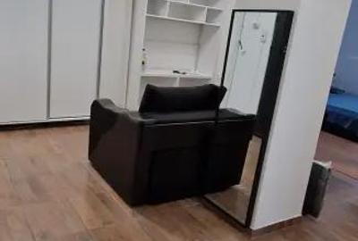 Apartament cu 3 camere decomandat în Central - 3