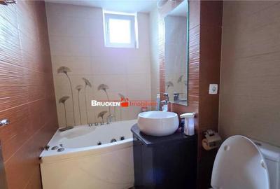 Apartament cu 4 camere semidecomandat în Decebal - 2