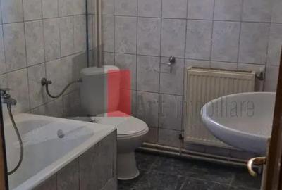 CASA DE VANZARE IN BUSTENI- POIANA TAPULUI - 10