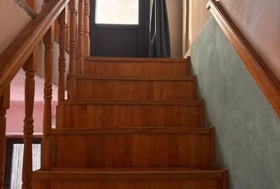 Casă cu 3 camere cu Teren 138 Mp în Central - 4