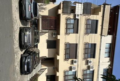 Apartament cu 3 camere decomandat în Bucureștii Noi - 4