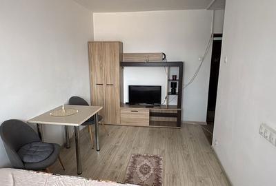 Garsonieră nedecomandată în Sud - 4