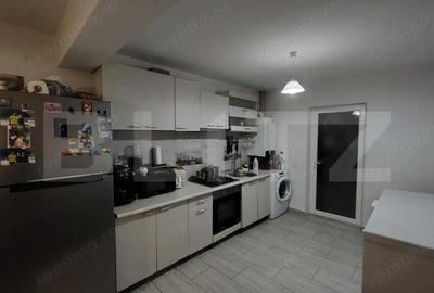 Casă cu 5 camere cu Teren 272 Mp în 1 Mai - 8