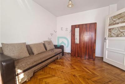 Apartament cu 2 camere nedecomandat în Tractorul - 4
