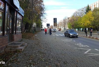 Spațiu comercial, în Central - 1