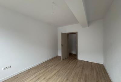 Apartament cu 3 camere decomandat în Cetate - 8