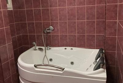 Apartament cu 4 camere decomandat în Central - 2