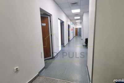 Cladire de vanzare la 4 minute de centru. Acces auto Cladire de vanzare la 4 minute de centru. Acces auto - 2