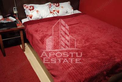 Garsonieră decomandată în Lipovei