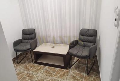 Garsonieră decomandată, mobilată în Sud - 3