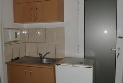 Spațiu comercial, de 285 mp, în Vest - 12