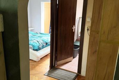 Apartament cu 3 camere decomandat, mobilat în Micro 16 - 6