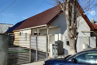 Casa de vanzare parte de duplex, Navodari, 2 Grupuri Sanitare, 90 mp utili, Gaze - 1