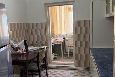 Apartament cu 2 camere decomandat în Micro 14 - 5