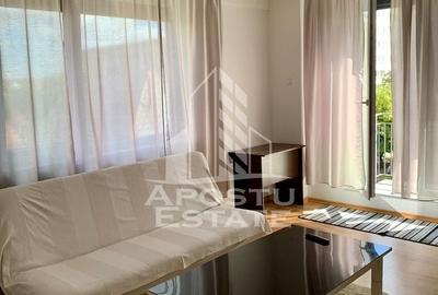 Apartament cu 2 camere decomandat, mobilat în Olimpia-Stadion