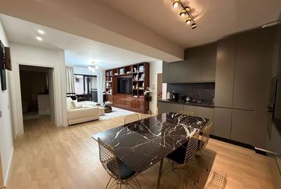 Apartament cu 3 camere decomandat, mobilat în Central