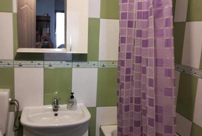 300 E,Circumvolu?iuni-Ghe Lazar,1 Km de Mall,Merita Vazut,Liber - 3