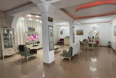 Casă cu 8 camere cu Teren 200 Mp în Antiaeriană - 3